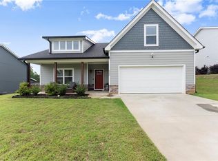 6390 Woodland Station Dr, Lula, GA 30554