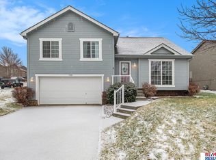 7301 S 183rd St, Omaha, NE 68136