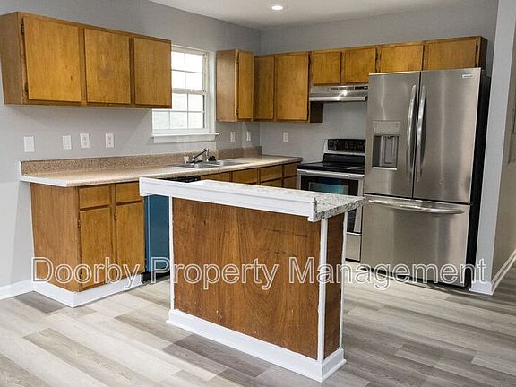 4th image of 2628 N Orchard Knob Ave