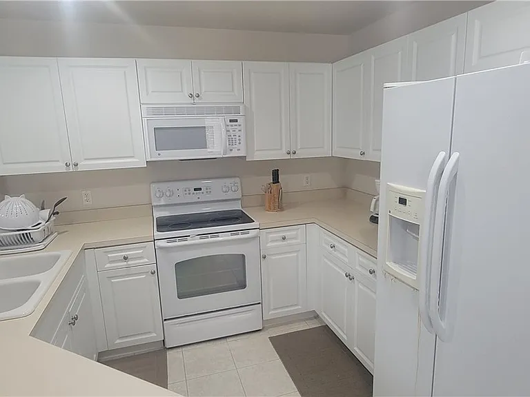 3961 Pomodoro Cir #204 — Photo 17