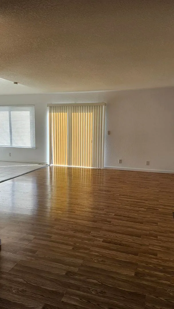 250 W. Dunne Ave — Photo 2