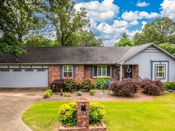 1100 Talihana Dr, N Little Rock, AR 72116