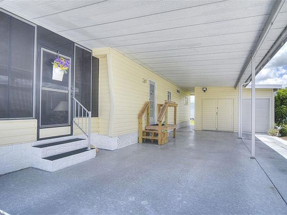 2nd image of 542 Palmer Blvd