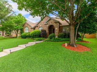1321 Bogard Ln, Lewisville, TX 75077