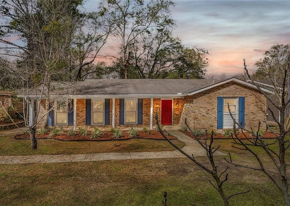 1st image of 510 Woodlore Dr