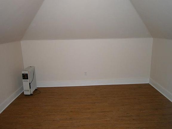 4th image of 3127 Meadowbrook Blvd #3