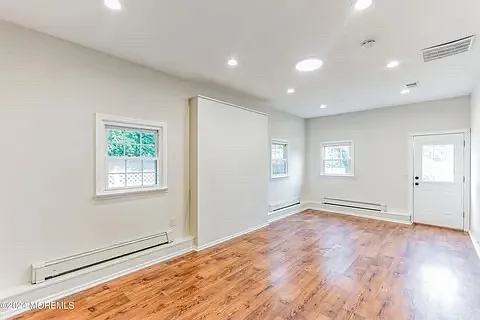 793 Bay Ave — Photo 12