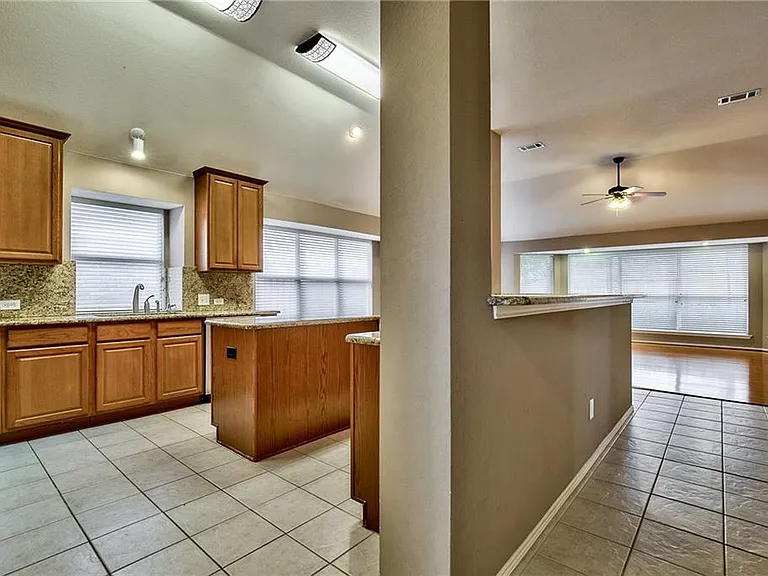 3016 Afton Ridge Dr — Photo 21