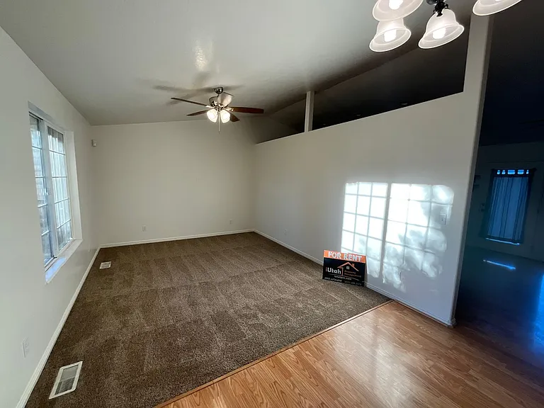 2888 N 1050 E — Photo 3