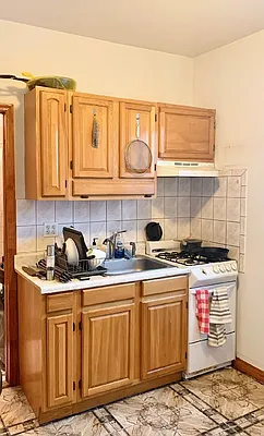 Rented by Apple Exclusive Realty Inc | media 31