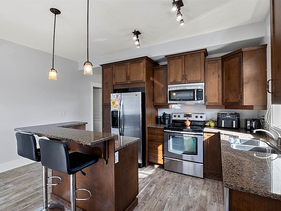 4th image of 775 McGill Rd #407