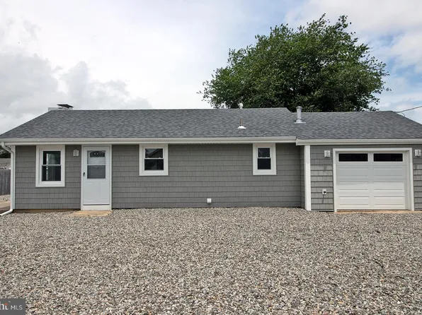 805 Leeward Dr, Forked River, NJ 08731