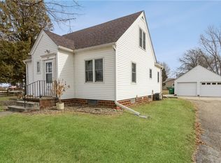 607 N Orchard St, Prairie City, IA 50228
