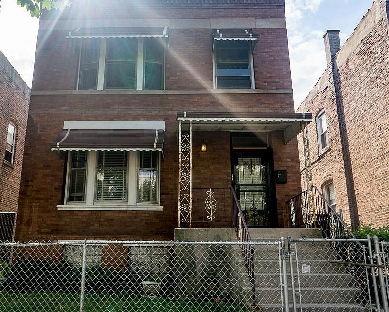 1st image of 7542 S Blackstone Ave #1