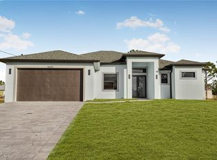 3604 29th St SW, Lehigh Acres, FL 33976