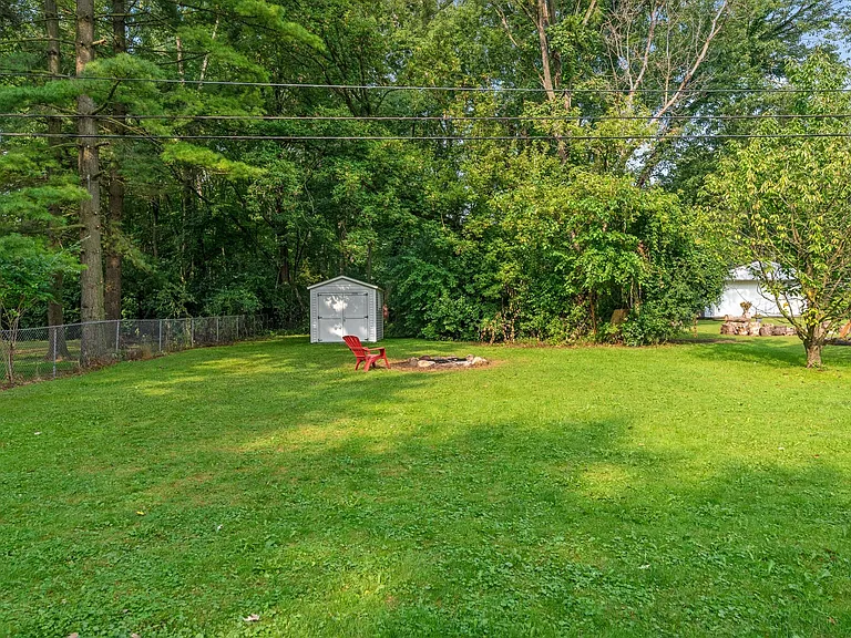 15403 Maxwell Ave — Photo 20