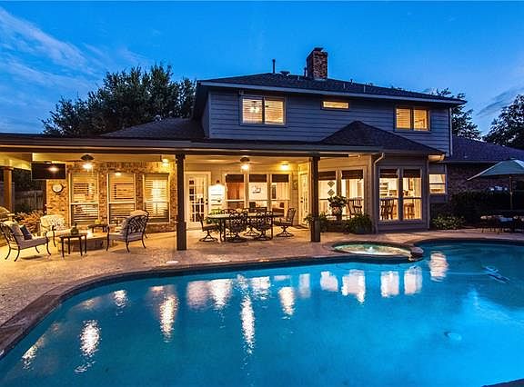 4th image of 105 Belmont Place Cir
