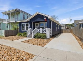 1804 Ursuline, Galveston, TX 77550