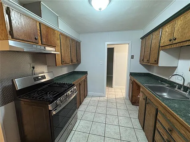 1812 River Oaks Dr — Photo 4