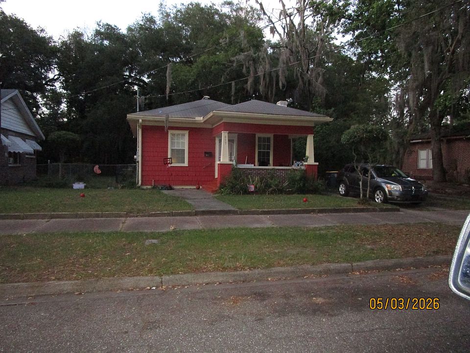 1st image of 617 Basswood St
