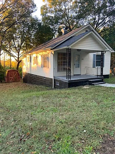 1811 Colonial Ave Photo 1