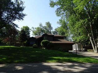 3203 Oxfordshire Ln, Spring Grove, IL 60081