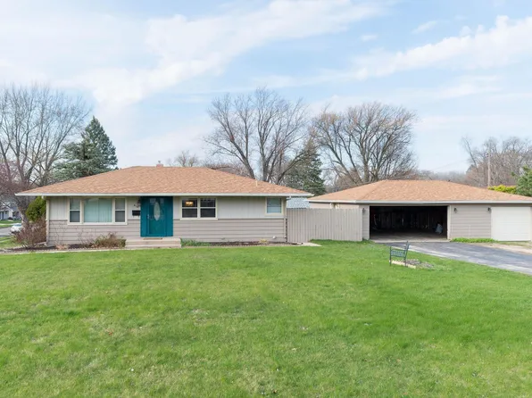 616 29th St, Rockford, IL 61108