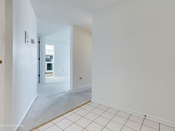 3rd image of 18501 Wentworth Ave APT 1A