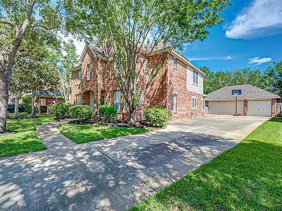 2nd image of 9718 Haviland Ln