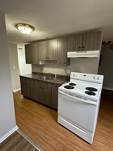 549 Valley St #B2 Photo 1