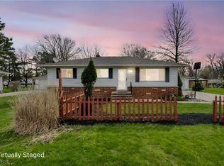5055 Taylor Dr, Bedford Heights, OH 44128