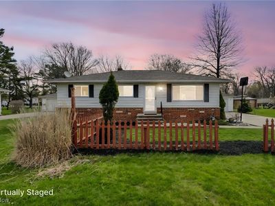 5055 Taylor Dr, Bedford Heights, OH, 44128