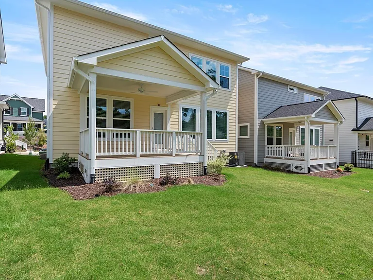 265 Mindees Ln — Photo 3