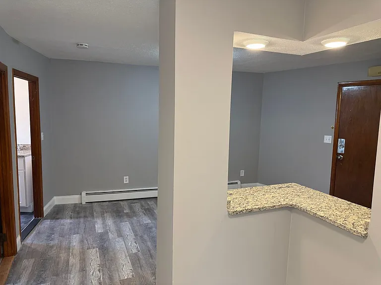 781 Winthrop Ave — Photo 9