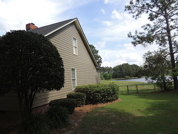 3rd image of 7229 Northgate Drive East