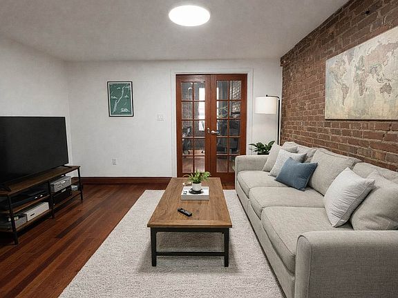 2nd image of 114 E 4th St APT 2