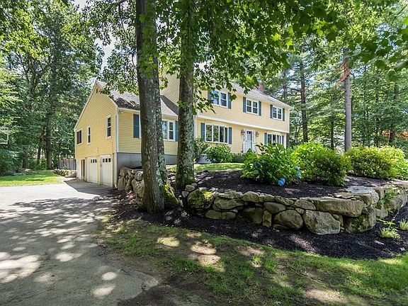3rd image of 9 Belle Haven Dr