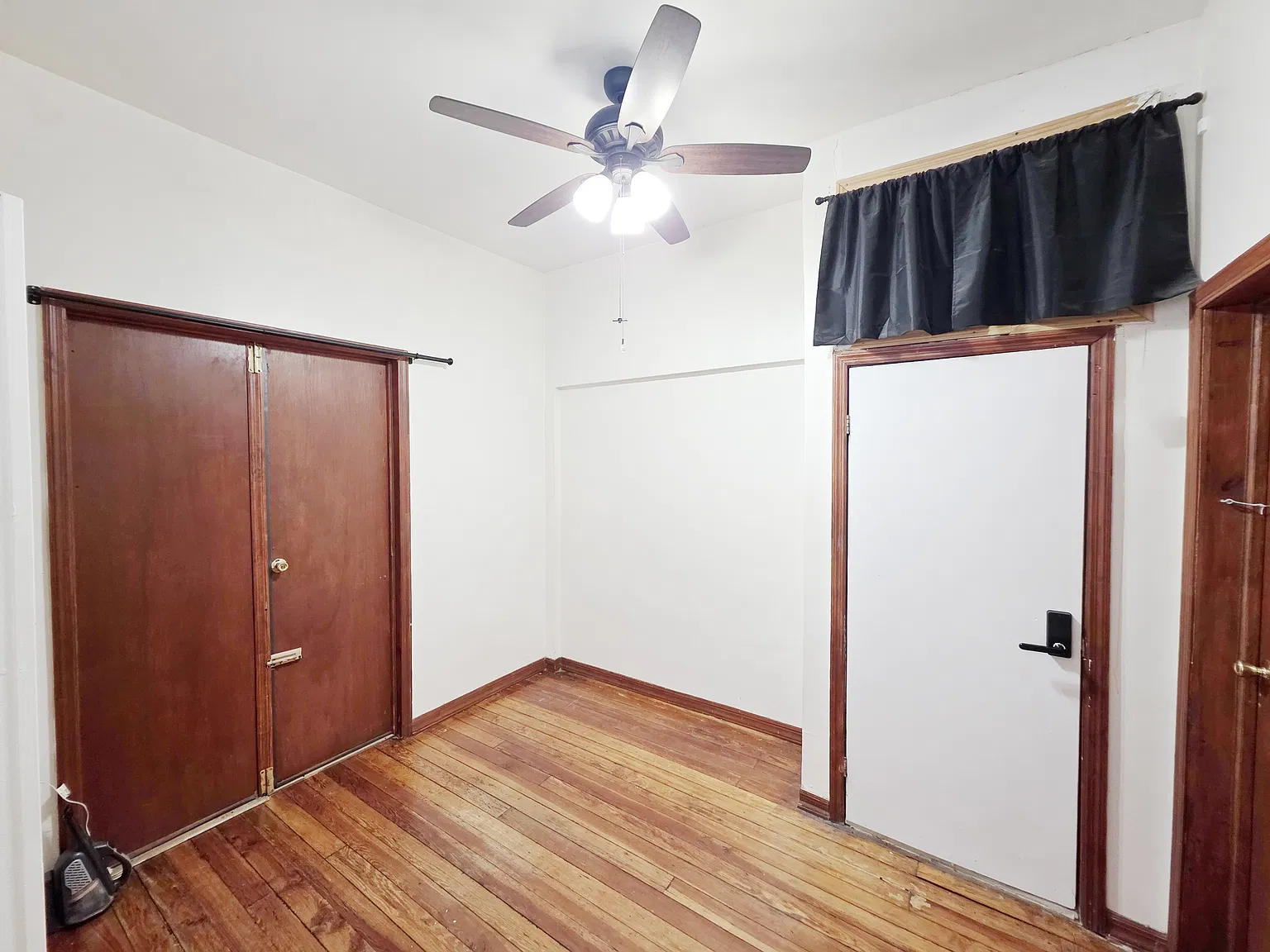 267 Covert St. 2nd Floor - 4 — Photo 2