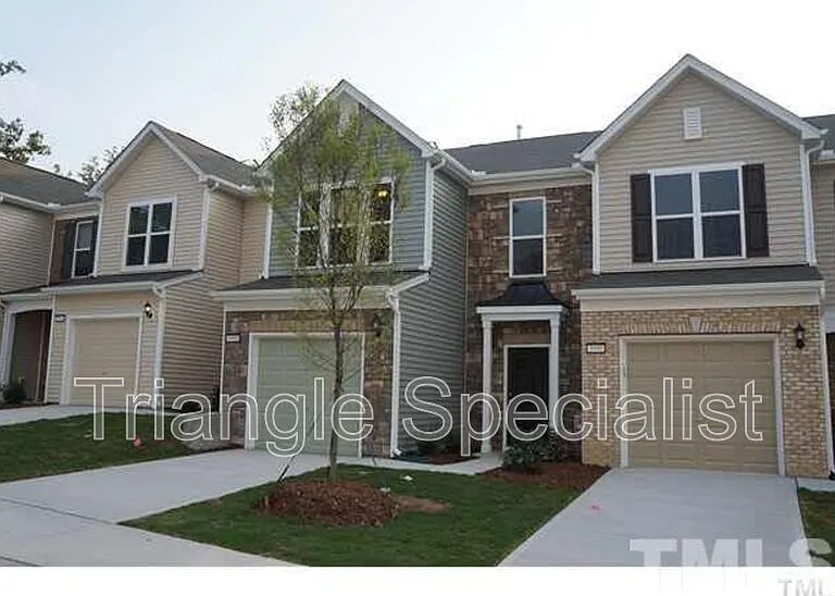 3908 Tresco Xing — Photo 1