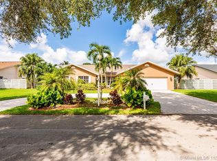 14726 SW 153rd Pl, Miami, FL 33196