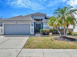 6810 Guilford Crest Dr, Apollo Beach, FL 33572
