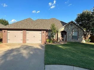 3209 S Pioneer St, Stillwater, OK 74074