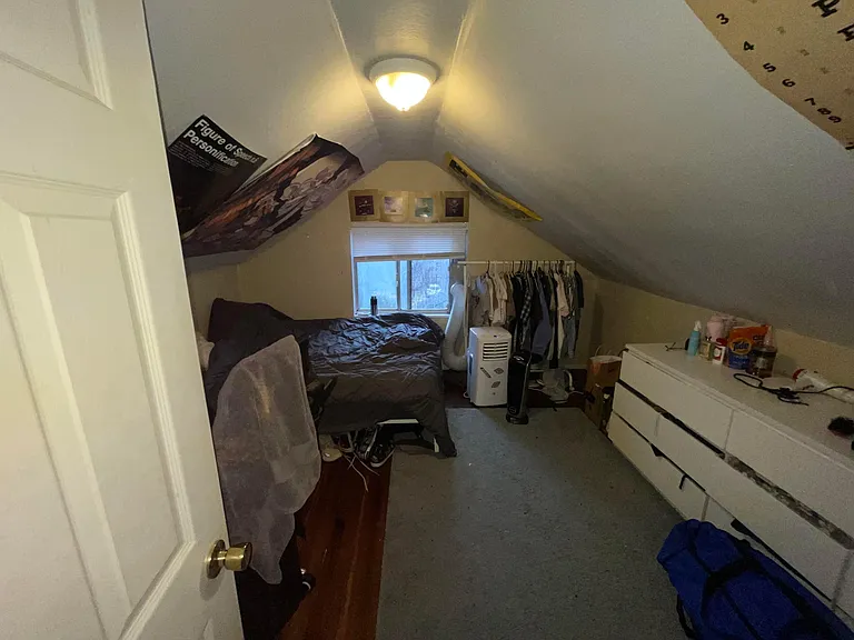 Summit St — Photo 21