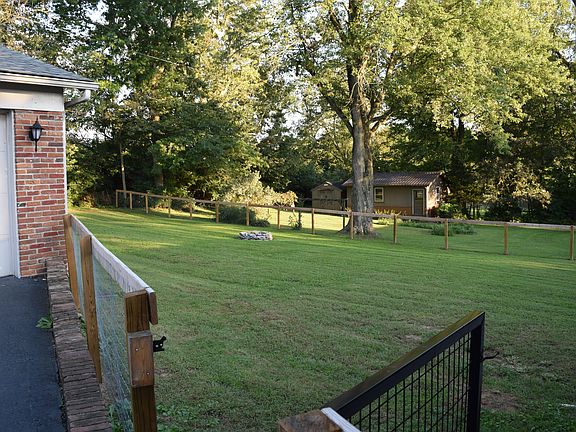 5th image of 440 Skyview Dr