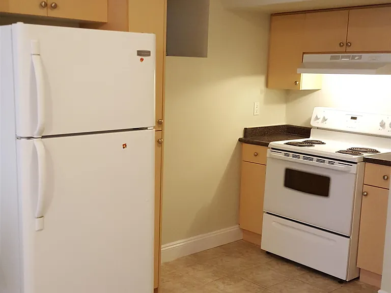 1425 Cornell Ave — Photo 3