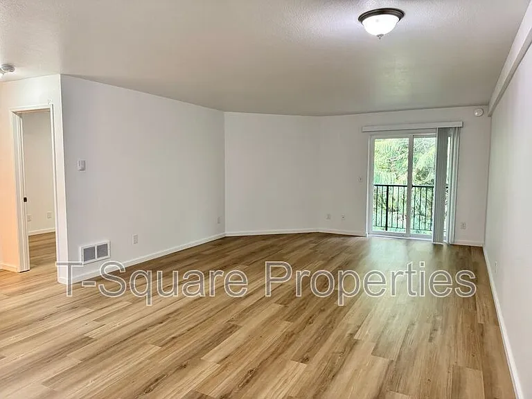 225 164th St SE #203 — Photo 13