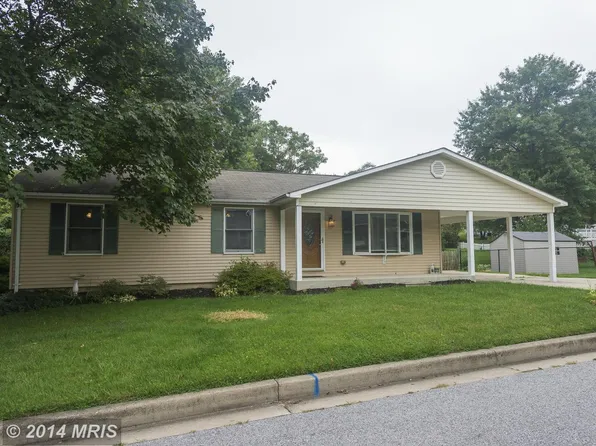 8456 Foundry St, Savage, MD 20763