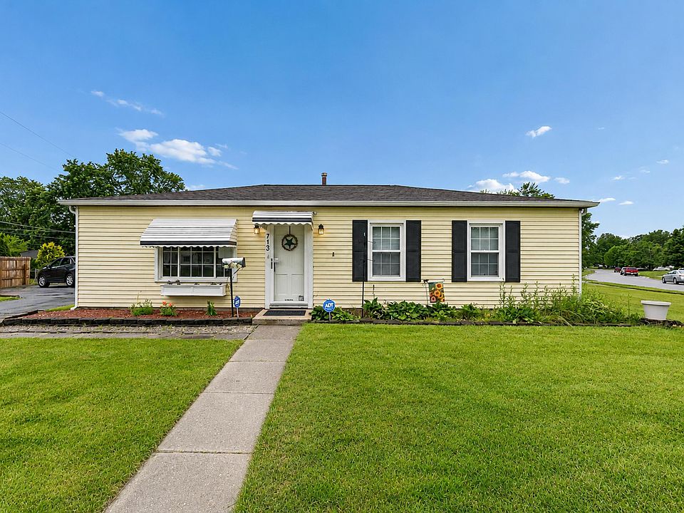 1st image of 713 Gilmore Dr