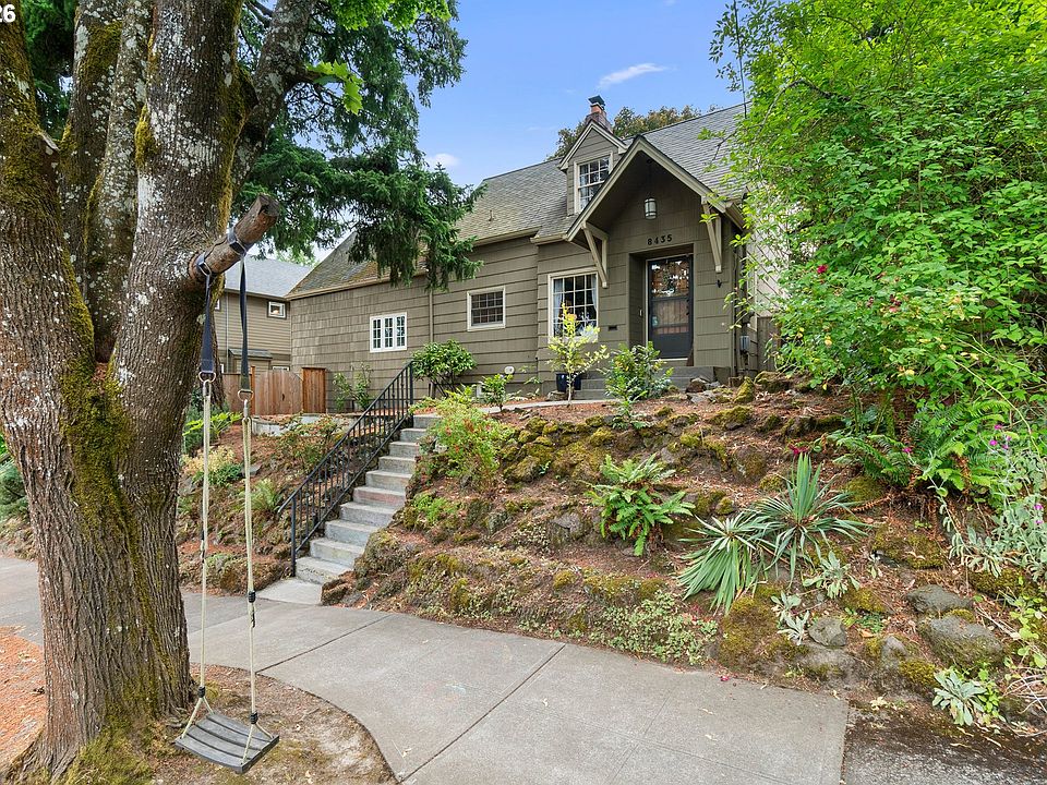 1st image of 8435 SW 11th Ave