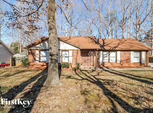 5312 Carolwood Dr, Greensboro, NC 27407